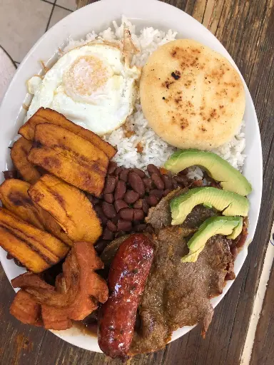 Platos Especiales / Special Dishes